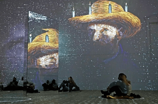 “孤独经济”,靠年轻人的孤独感发财