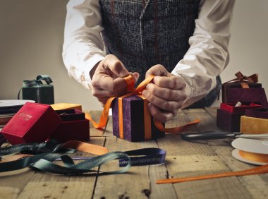 从民族罐到职业罐盲盒,旺仔不“盲”!