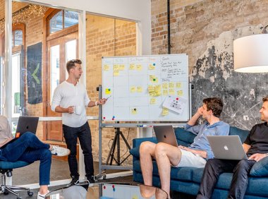 如何制造社交货币,让产品具有自传播性