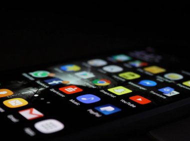 从微信近期更新,看其业务打法和产品增长策略