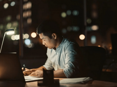 互联网员工自述:大小周取消了,但我舍不得加班费